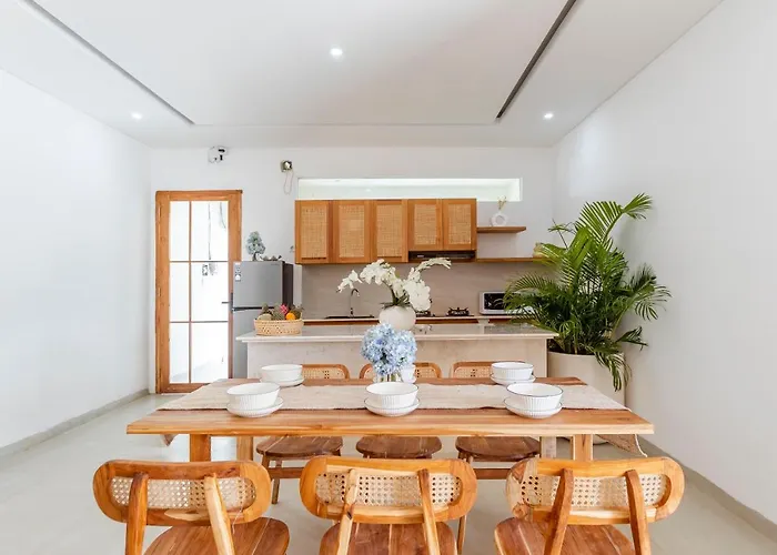 Codyard Luxury Suites, Close To Seseh