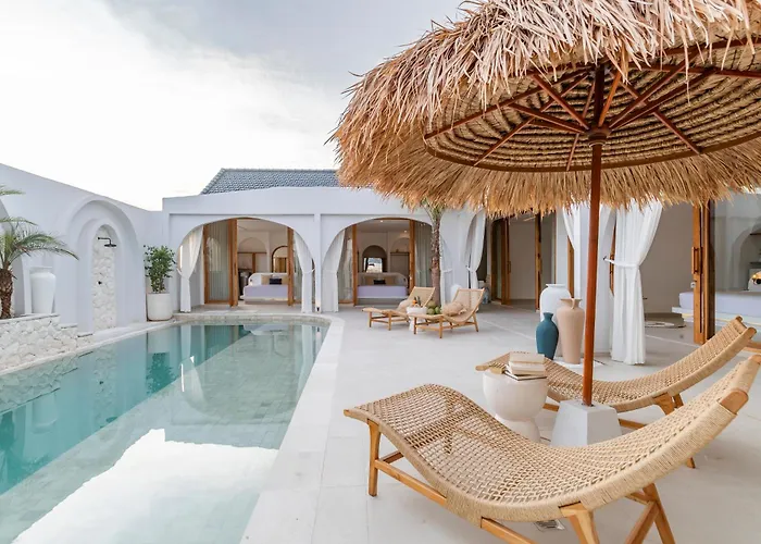 Codyard Luxury Suites, Close To Seseh Alloggio in famiglia *