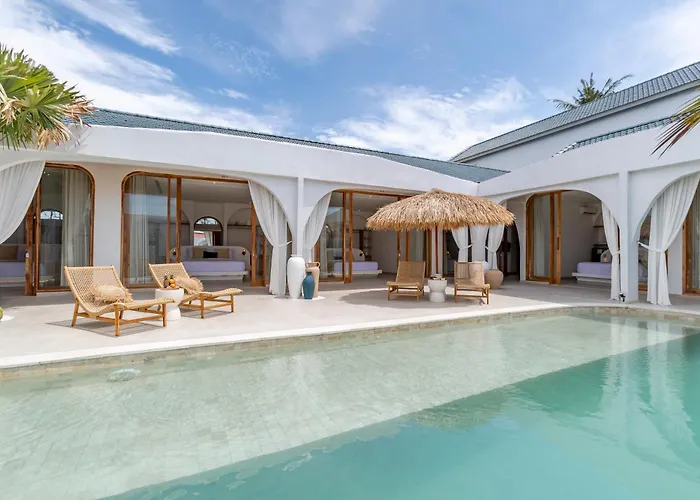 Codyard Luxury Suites, Close To Seseh Alloggio in famiglia *