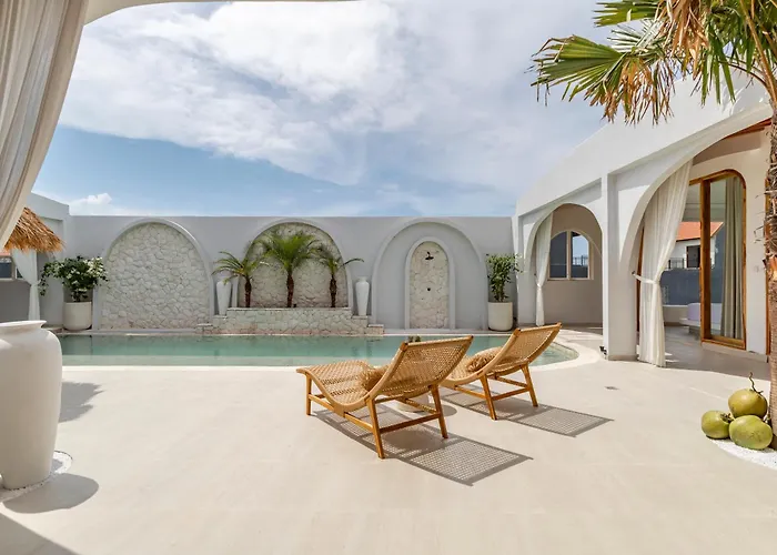Codyard Luxury Suites, Close To Seseh Alloggio in famiglia *